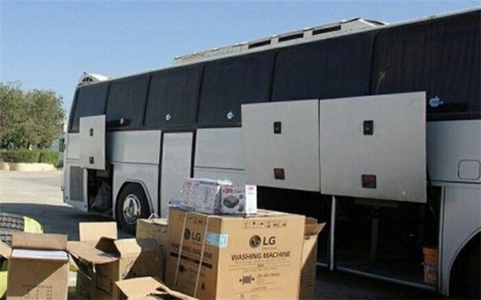 توقیف اتوبوس حامل 2 میلیارد ریال قاچاق کالا در لردگان