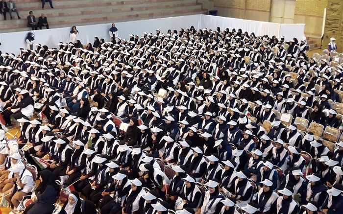 صیدلو: با نگاه علمی می‌توانیم ایرانی سلامت و آباد داشته باشیم