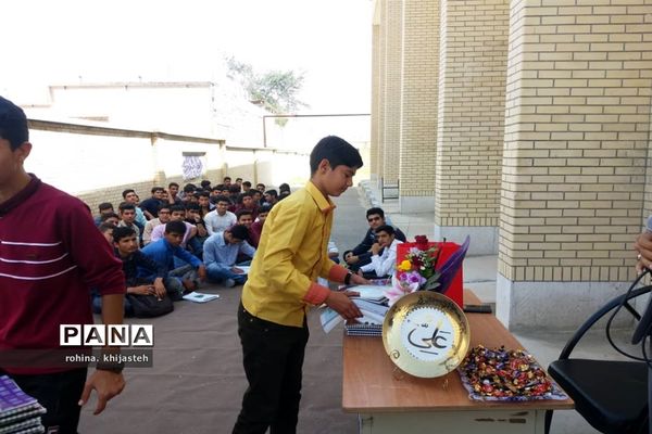 سیل مهربانی دانش‌آموزان خُنج برای همکلاسی‌های سیل‌زده