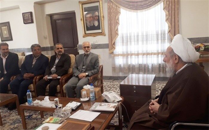 آیت الله ری‌شهری تاکید کرد: معرفی ائمه اطهار(ع) و فلسفه زیارت آنان در قالب فیلم و هنر