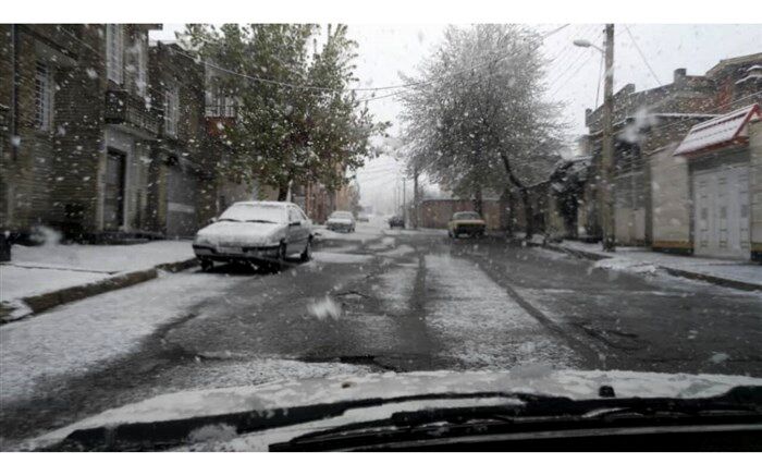 برف اردیبهشتی در محورهای پنج استان کشور