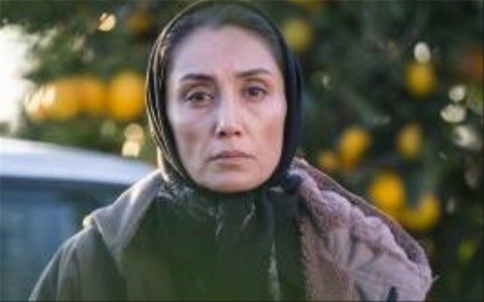 این زن همیشه صف شکن است
