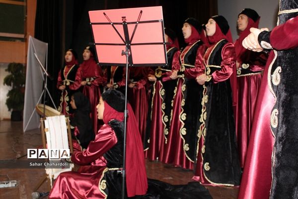 برگزاری سی و هفتمین دوره مسابقات فرهنگی و هنری استان همدان