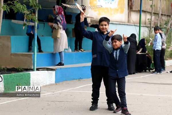 ششمین دوره مسابقات ساخت و پرواز هواپیمای گلایدر به مناسبت یادواره شهدای پرواز