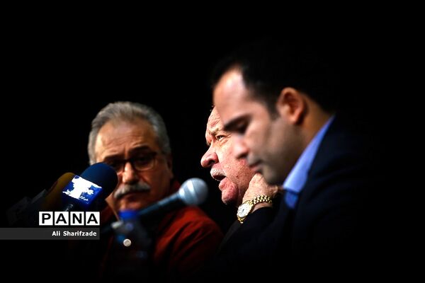 نشست خبری  پل ژوزف شریدر کارگردان و فیلمنامه‌نویس امریکایی