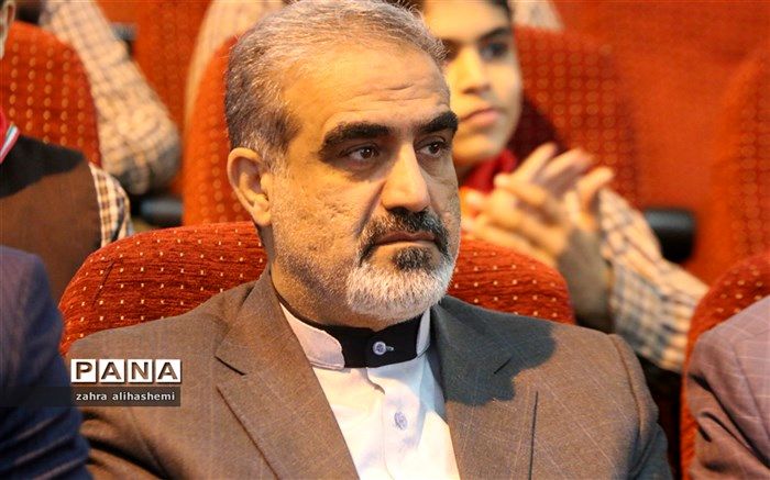 مدیر آموزش و پرورش منطقه 16 تهران: نگهداری از سلامت دانش آموزان در گرو افزایش دانش فنی شان است