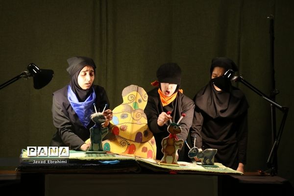 آغاز جشنواره فرهنگی و هنری دانش‌آموزان دختر خراسان رضوی در مشهد