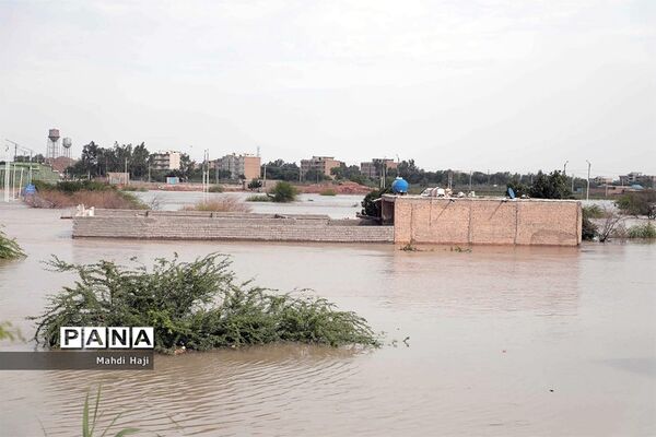 خوزستان محاصره در سیل