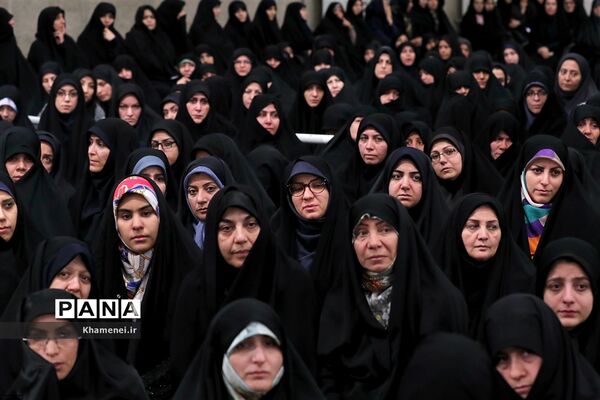 دیدار کارگران با مقام معظم رهبری