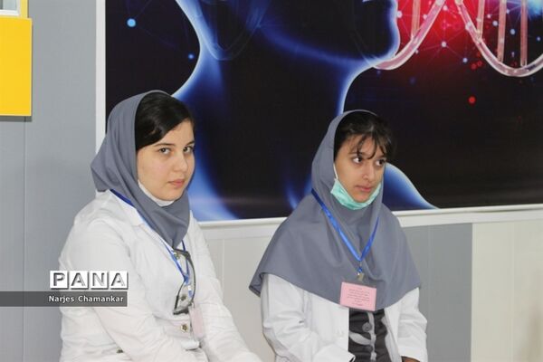 مسابقات جشنواره نوجوان خوارزمی مرحله استانی در بوشهر