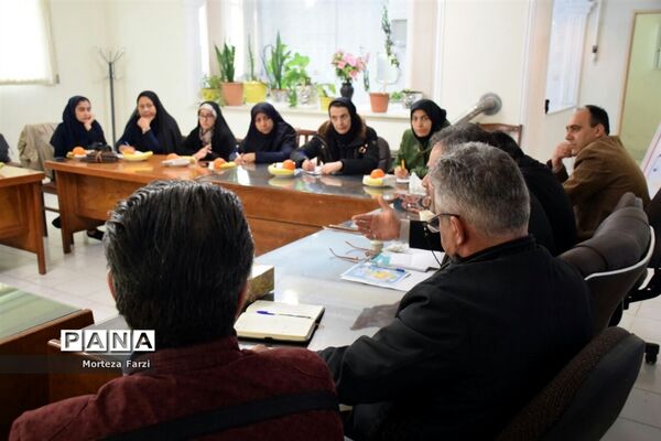 نشست خبری رئیس کانون انجمن‌های صنفی کارگری آذربایجان شرقی