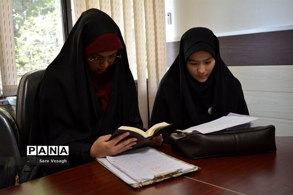 سی و هفتمین دوره مسابقات استانی قرآن عترت و نماز دختران
