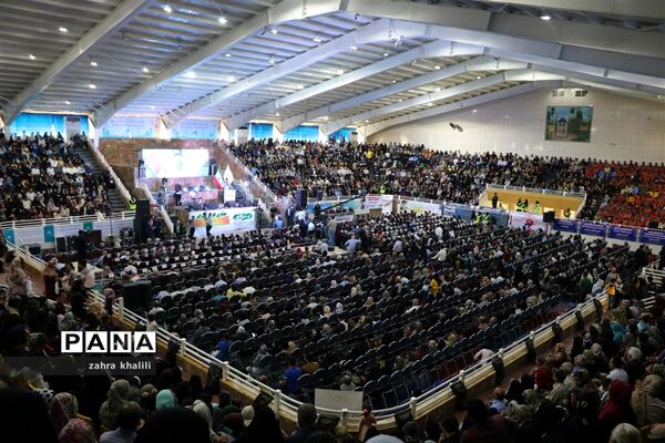 چرخ عظیم رونق ایران در دستان کارگران زحمتکش