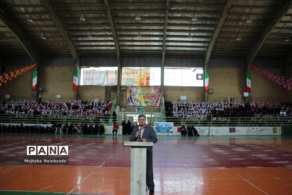 همایش پیشتازان تمام تشکیلاتی سازمان دانش‌آموزی در فریمان