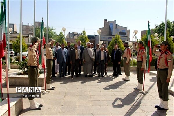 همایش تجلیل از مقام شامخ معلم و تکریم معلمان منتخب استانی