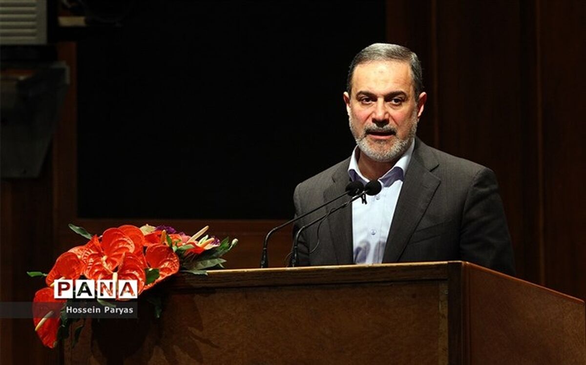 بطحایی: حقوق معلمان بازنشسته امسال همسان سازی می‌شود