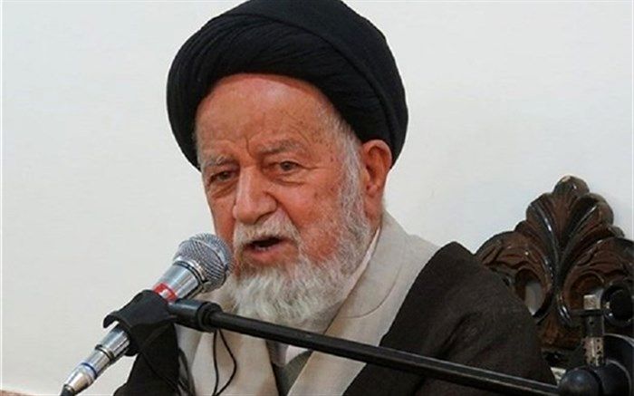 نماینده ولی‌فقیه در استان سمنان: سپاه پاسداران انقلاب اسلامی غیرقابل نفوذ است