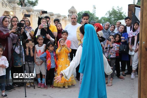 افتتاحیه پرده‌خوانی  و نقالی هفت قاب تاریخ شیراز درهفته شیراز