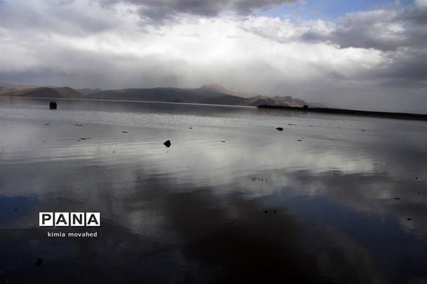 دریاچه عاشق