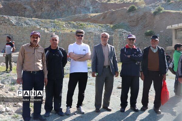 حضور شهروندان شهرقدس در مراسم کوهپیمایی خانوادگی