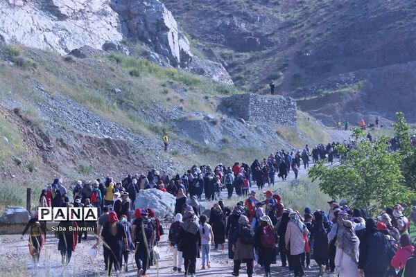 حضور شهروندان شهرقدس در مراسم کوهپیمایی خانوادگی
