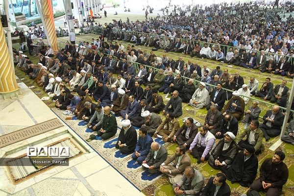 نماز جمعه تهران با سخنرانی پیش‌ از خطبه وزیر آموزش و پرورش