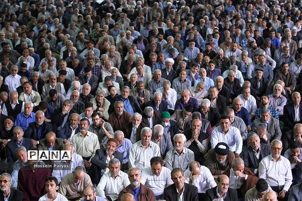 نماز جمعه تهران با سخنرانی پیش‌ از خطبه وزیر آموزش و پرورش