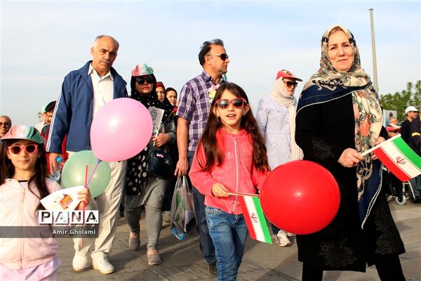 همایش پیاده‌روی بازنشستگان شهرداری تهران
