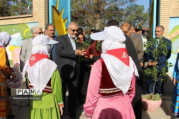 جشن سپاس معلم دردبستان شاهد دختران
