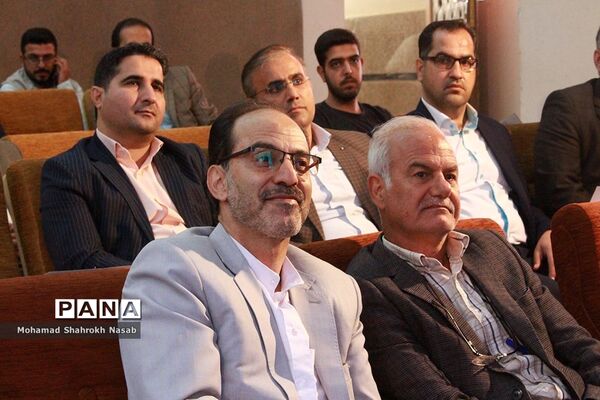 آیین سی و پنجمین یادواره استانی بزرگداشت مقام معلم در اهواز