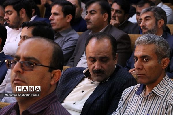 آیین سی و پنجمین یادواره استانی بزرگداشت مقام معلم در اهواز