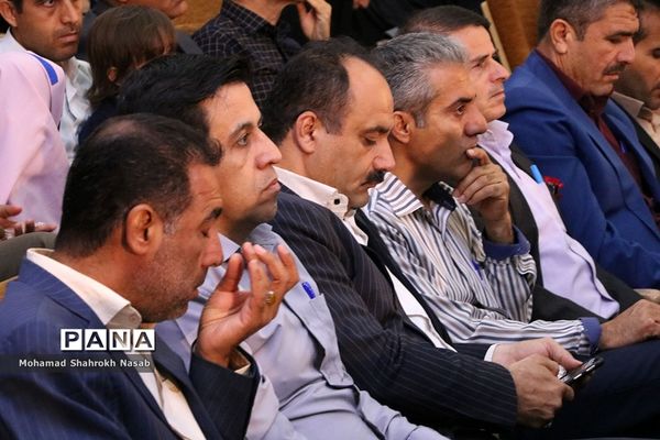 آیین سی و پنجمین یادواره استانی بزرگداشت مقام معلم در اهواز