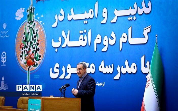 از مهارت‌آموزی تا حیاط پویا؛ بطحایی برنامه‌ها و دستاوردهای آموزش و پرورش را تشریح کرد