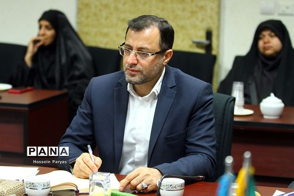 جلسه هم‌اندیشی برگزاری بیست و هفتمین نمایشگاه بین المللی قرآن کریم