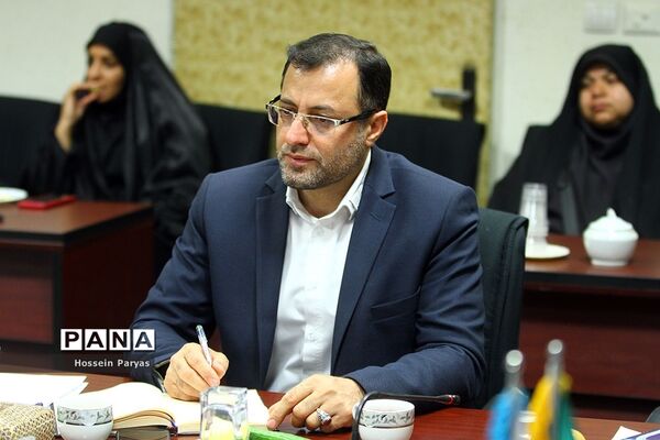 جلسه هم‌اندیشی برگزاری بیست و هفتمین نمایشگاه بین المللی قرآن کریم
