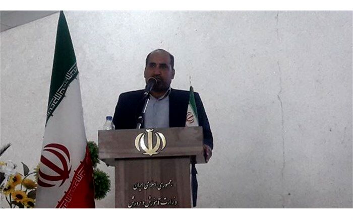 معلمان جایگاه بالایی در بین اقشار مختلف مردم دارند