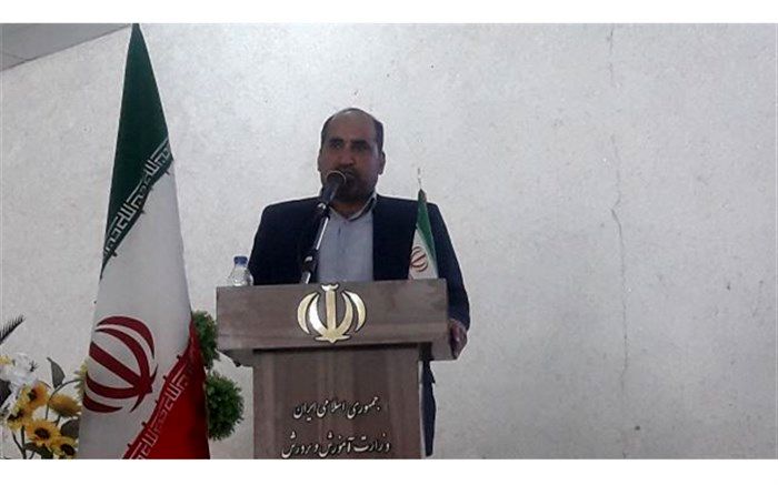 معلمان جایگاه بالایی در بین اقشار مختلف مردم دارند