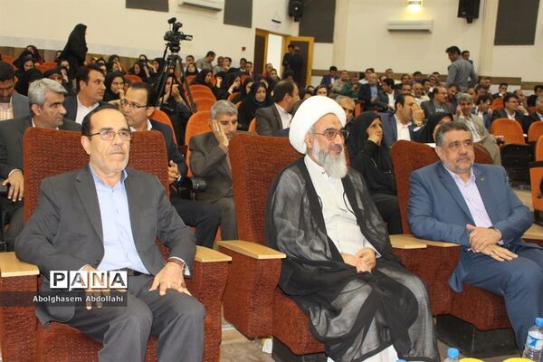تقدیر از معلمان  برتر استانی و منطقه‌ای  آموزش و پرورش استان بوشهر-1
