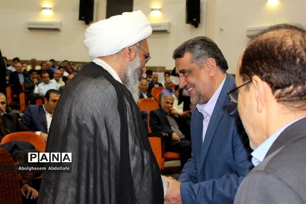 تقدیر از معلمان  برتر استانی و منطقه‌ای  آموزش و پرورش استان بوشهر-1