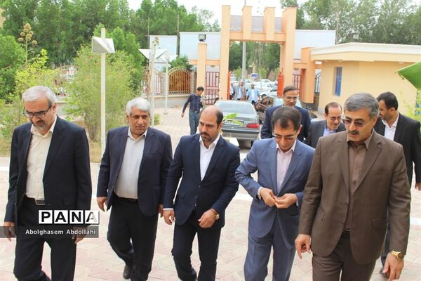 تقدیر از معلمان  برتر استانی و منطقه‌ای  آموزش و پرورش استان بوشهر-1
