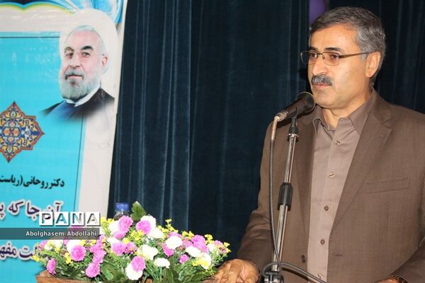 تقدیر از معلمان  برتر استانی و منطقه‌ای  آموزش و پرورش استان بوشهر-1