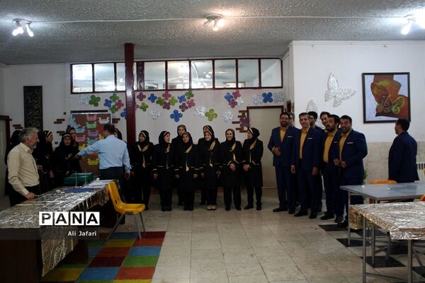 سپاس معلم در ناحیه یک ری
