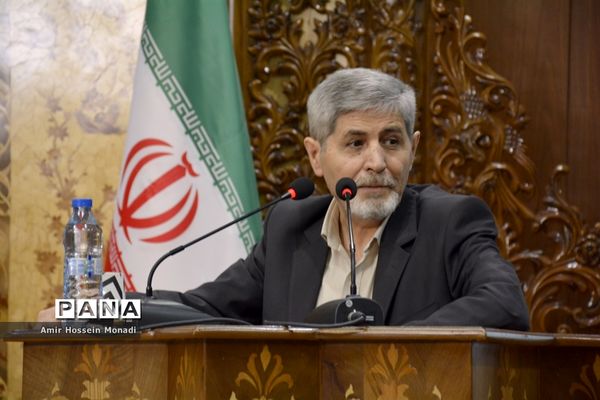 آیین اختتامیه چهارمین جشنواره مطبوعات، خبرگزاری‌ها و پایگاه‌های خبری آذربایجان شرقی