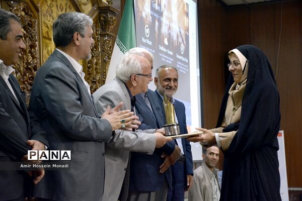 آیین اختتامیه چهارمین جشنواره مطبوعات، خبرگزاری‌ها و پایگاه‌های خبری آذربایجان شرقی