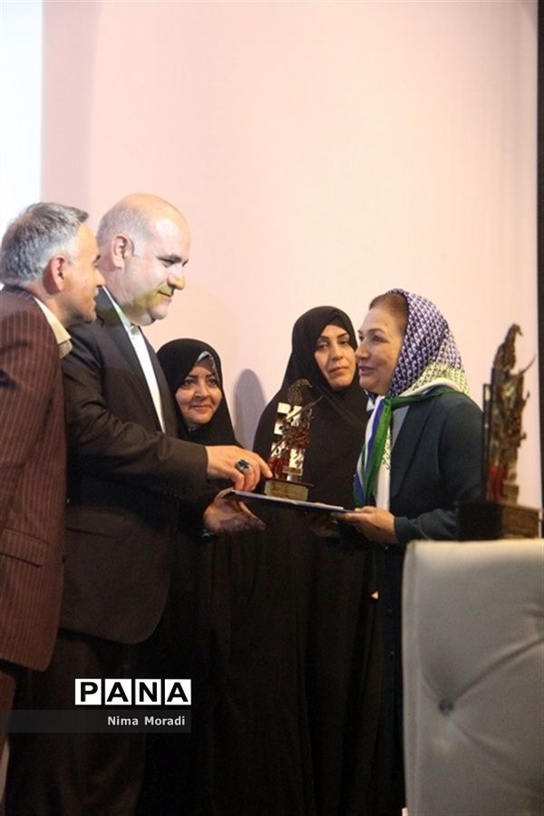 دومین جشنواره  معلمان ماندگار درسالن گلشن خراسان شمالی