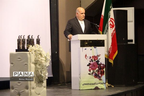 دومین جشنواره  معلمان ماندگار درسالن گلشن خراسان شمالی