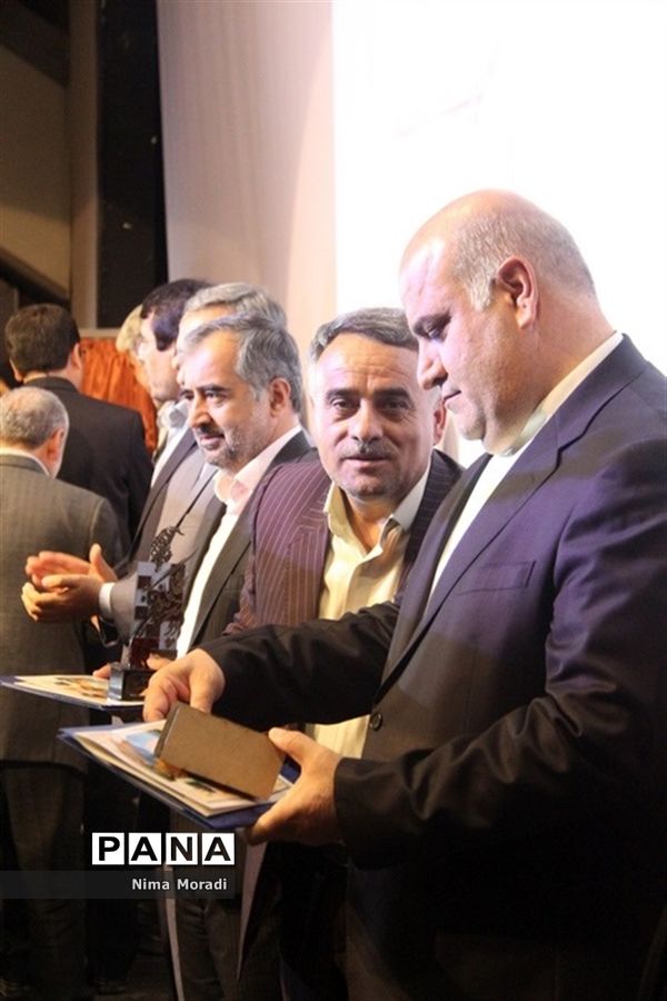 دومین جشنواره  معلمان ماندگار درسالن گلشن خراسان شمالی