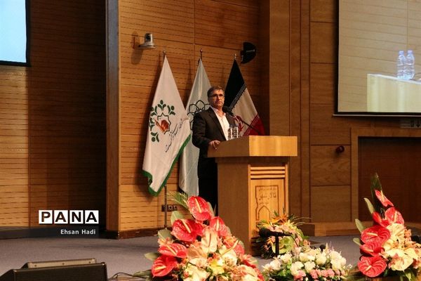 آیین تجلیل از معلمان منتخب شهرستان مشهد