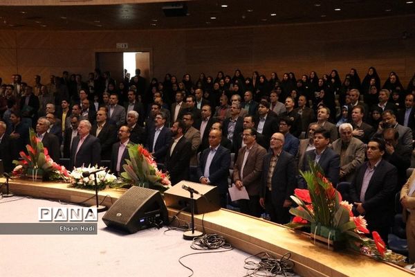 آیین تجلیل از معلمان منتخب شهرستان مشهد