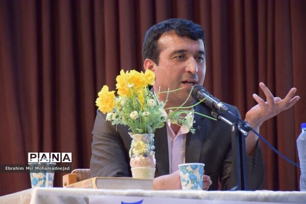 نشست رؤسای سازمان‌ دانش‌آموزی شهرستان‌ها و مناطق مازندران